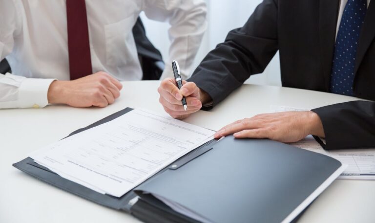 Guide to Picking a Wills, Trusts & Probate Lawyer